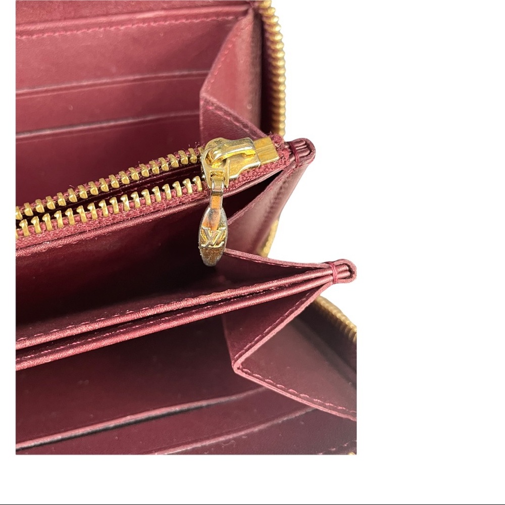 Authentic Louis Vuitton Zippy Wallet Vernis - Picture 15 of 16